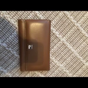 Dooney and Bourke wallet